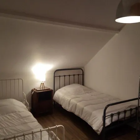 L'hirondelle Apartment *
