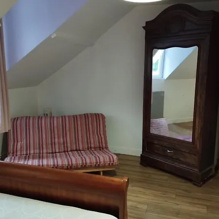 L'hirondelle アパート *